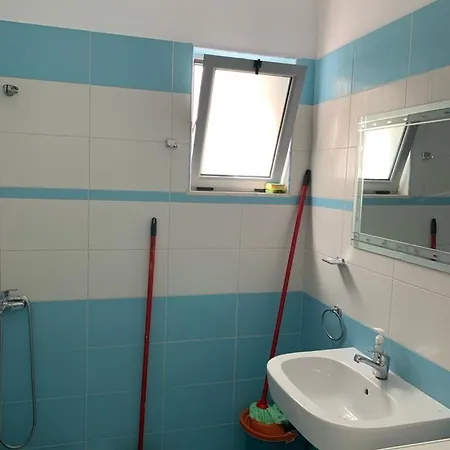 Apartment Luna Radhime *